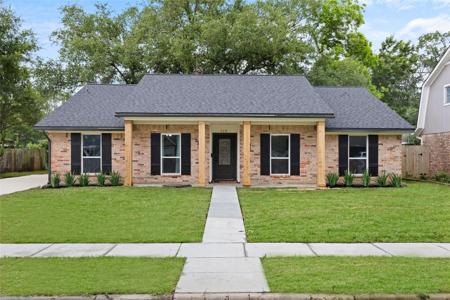 518 Whitecap Drive