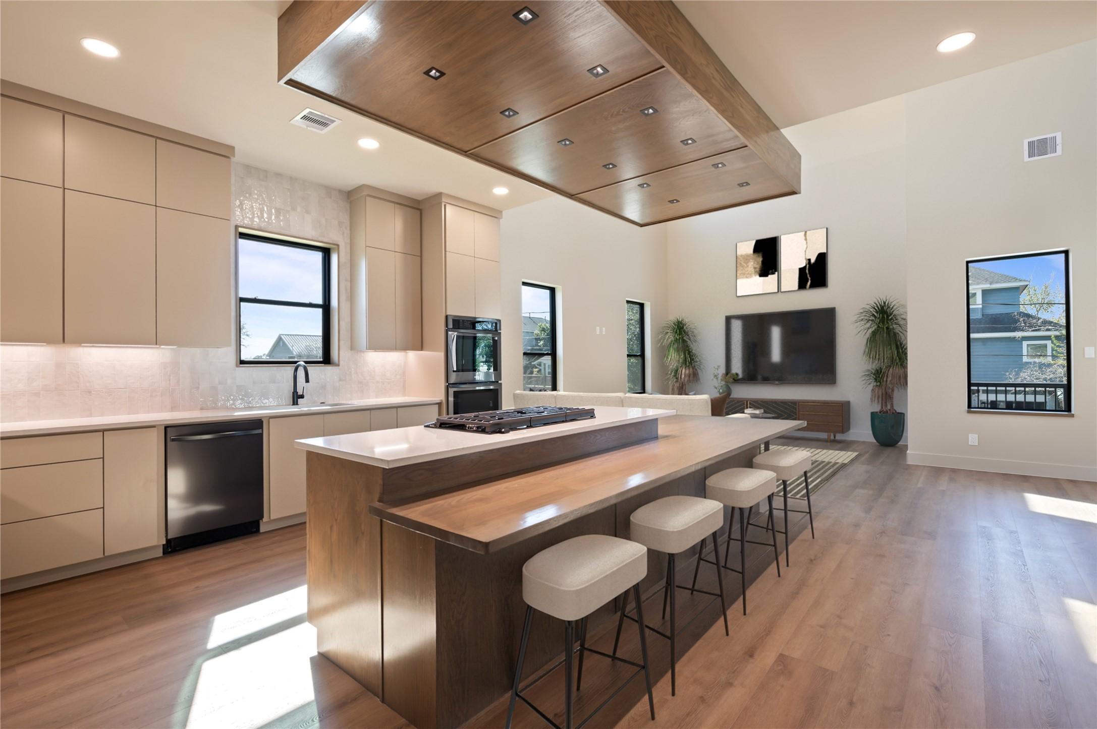 Image 1: Stunning new construction