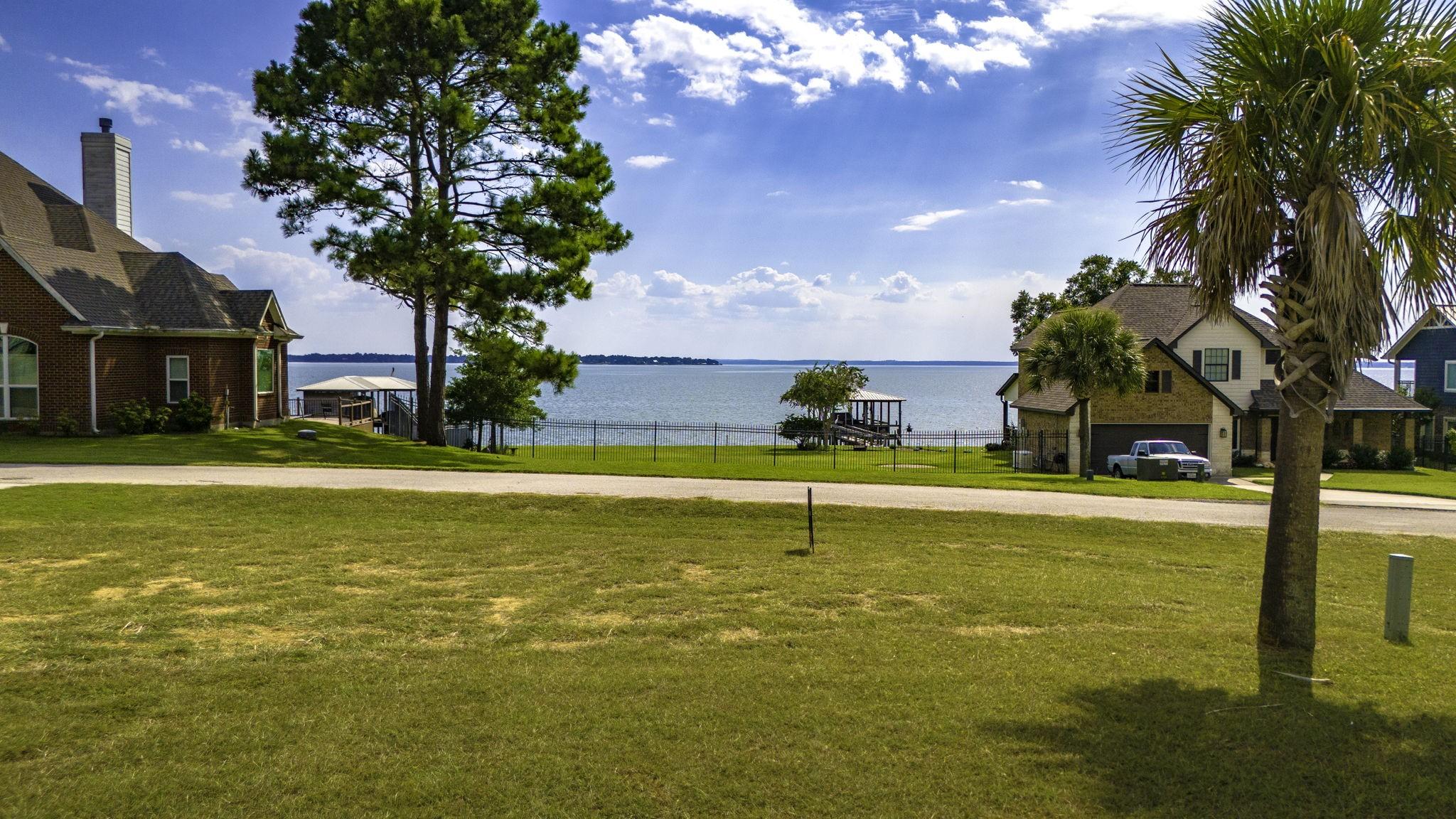 Image 3: This is your view of Lake Livingston!