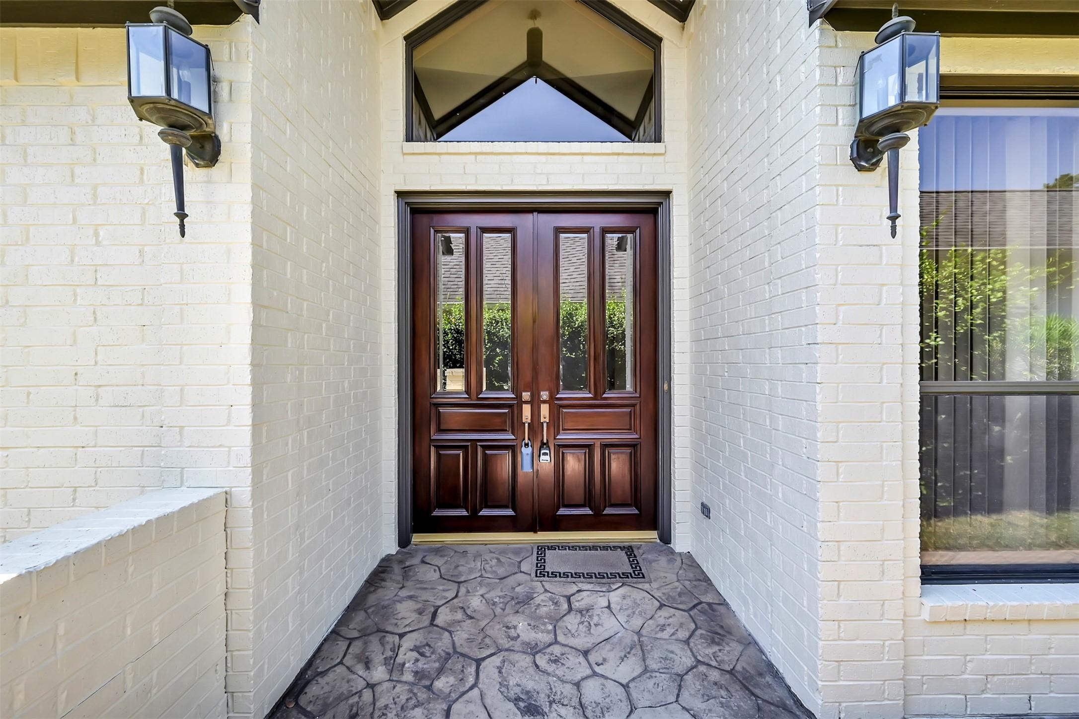 Image 4: Welcome Home!