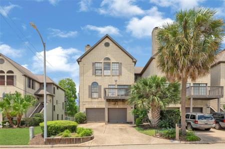 2607 Sailboat Drive