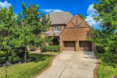 6 Freestone Stream Place