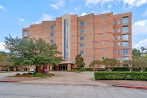 3 Waterway Court