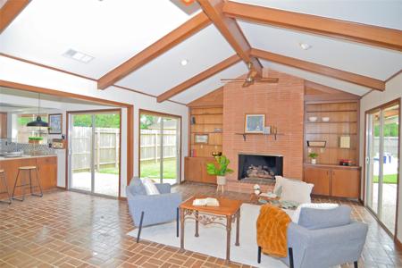 823 Timber Cove Drive