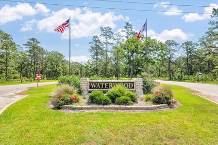 501 Bass Boat Village