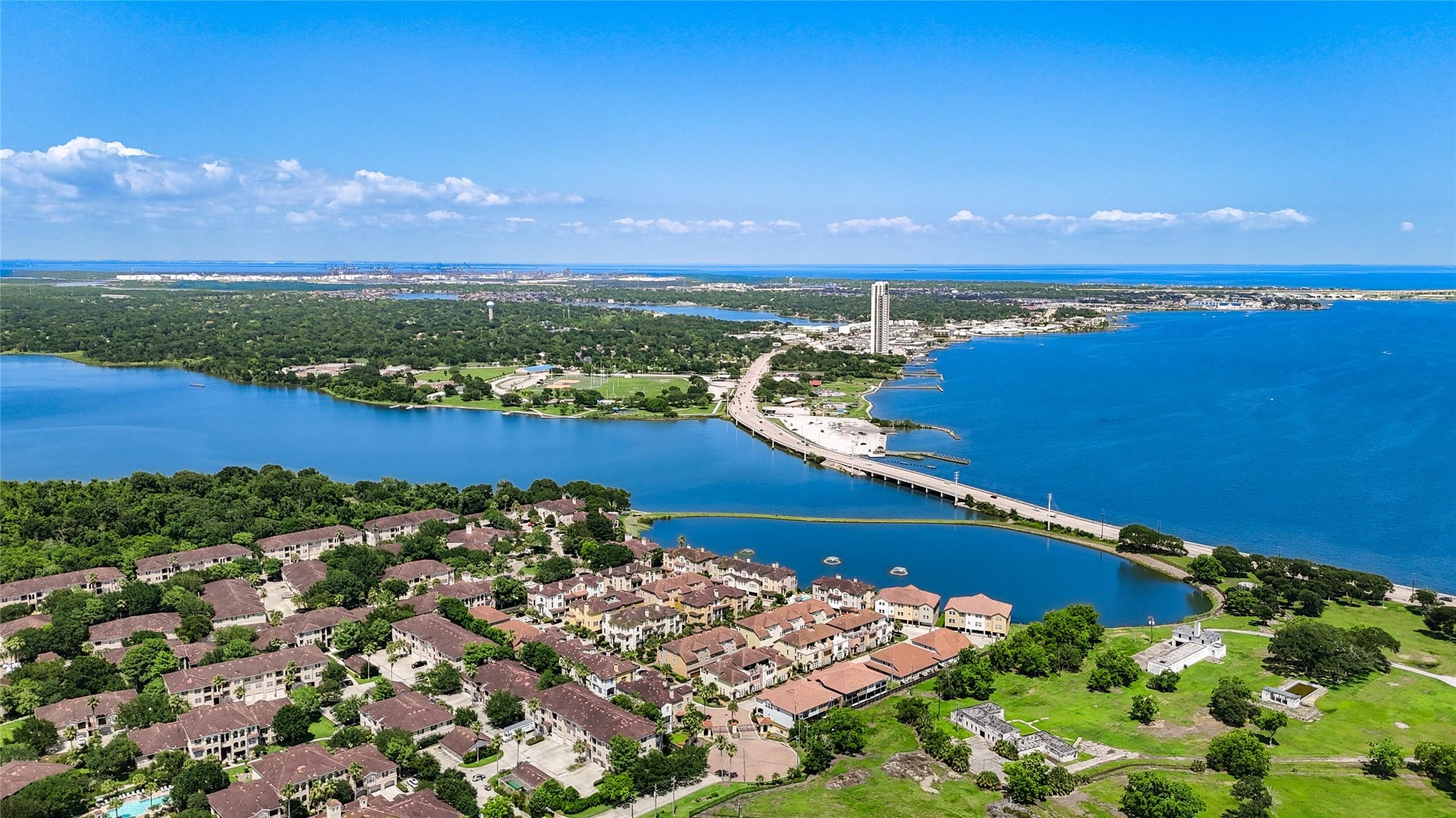 Image 2: Breathtaking views of Nassau Bay