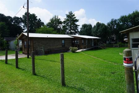 8989 Gladewood