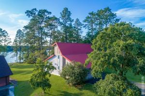 813 Lakeshore Drive
