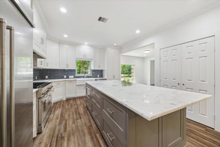2819 W Wildwind Circle Circle