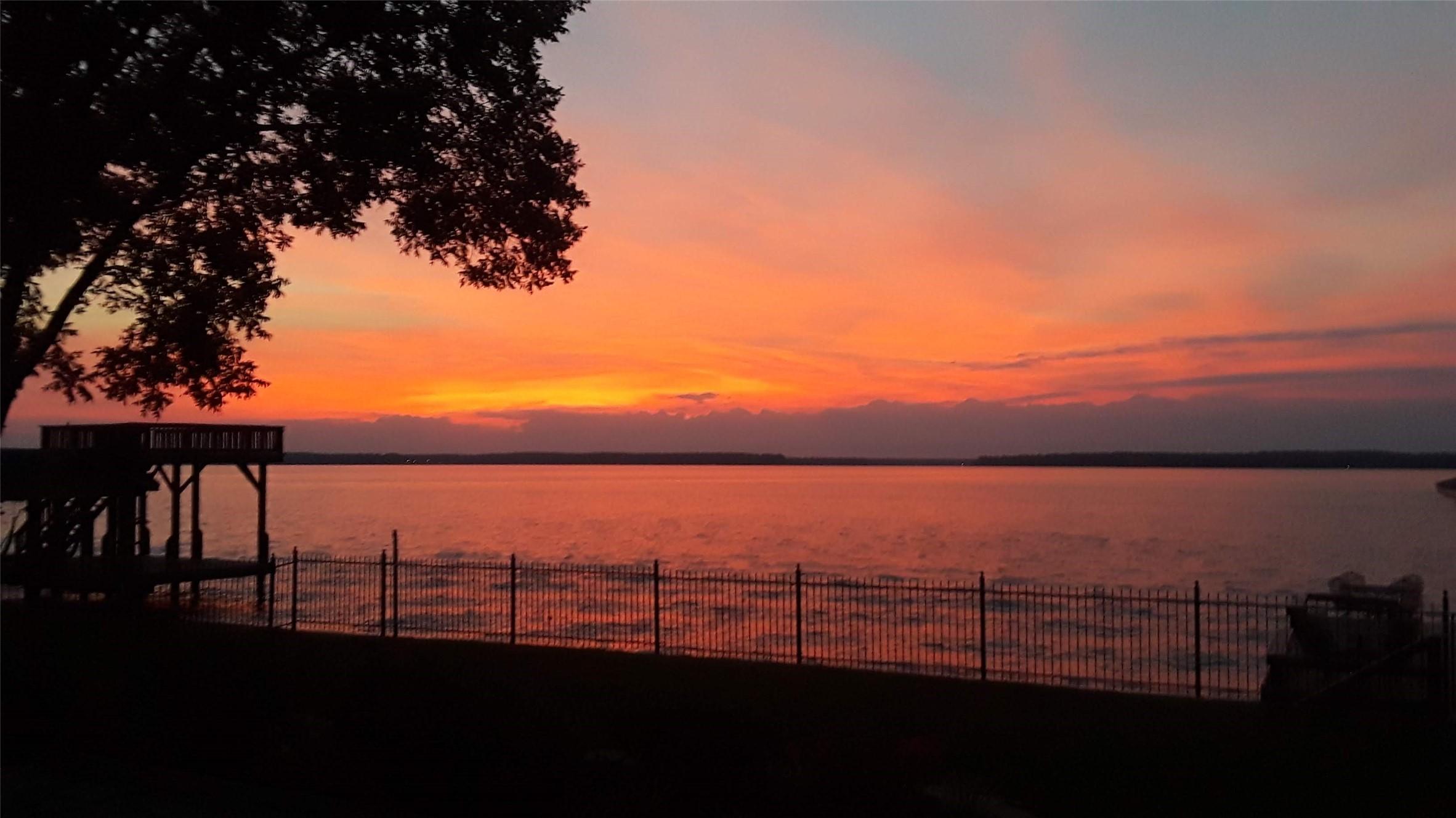 Image 2: Spectacular sunrises