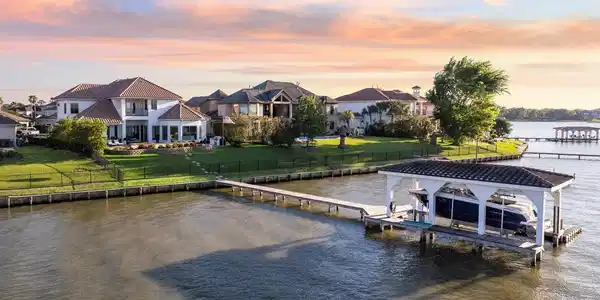 3005 S Island Drive