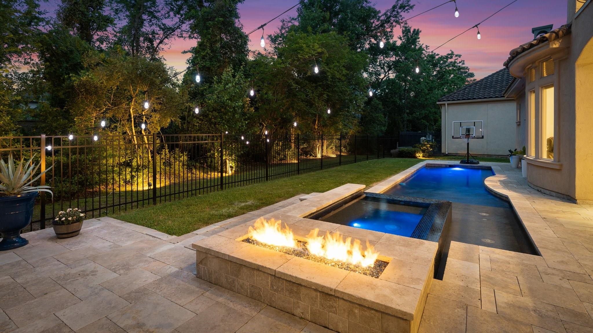 Image 4: No shortage of ambiance ~ enjoy relaxing fireside