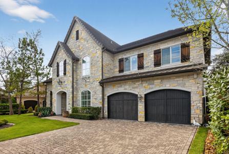 27 Johnathan Landing Ct Court