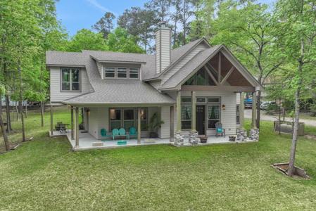 4 Weeburn Way