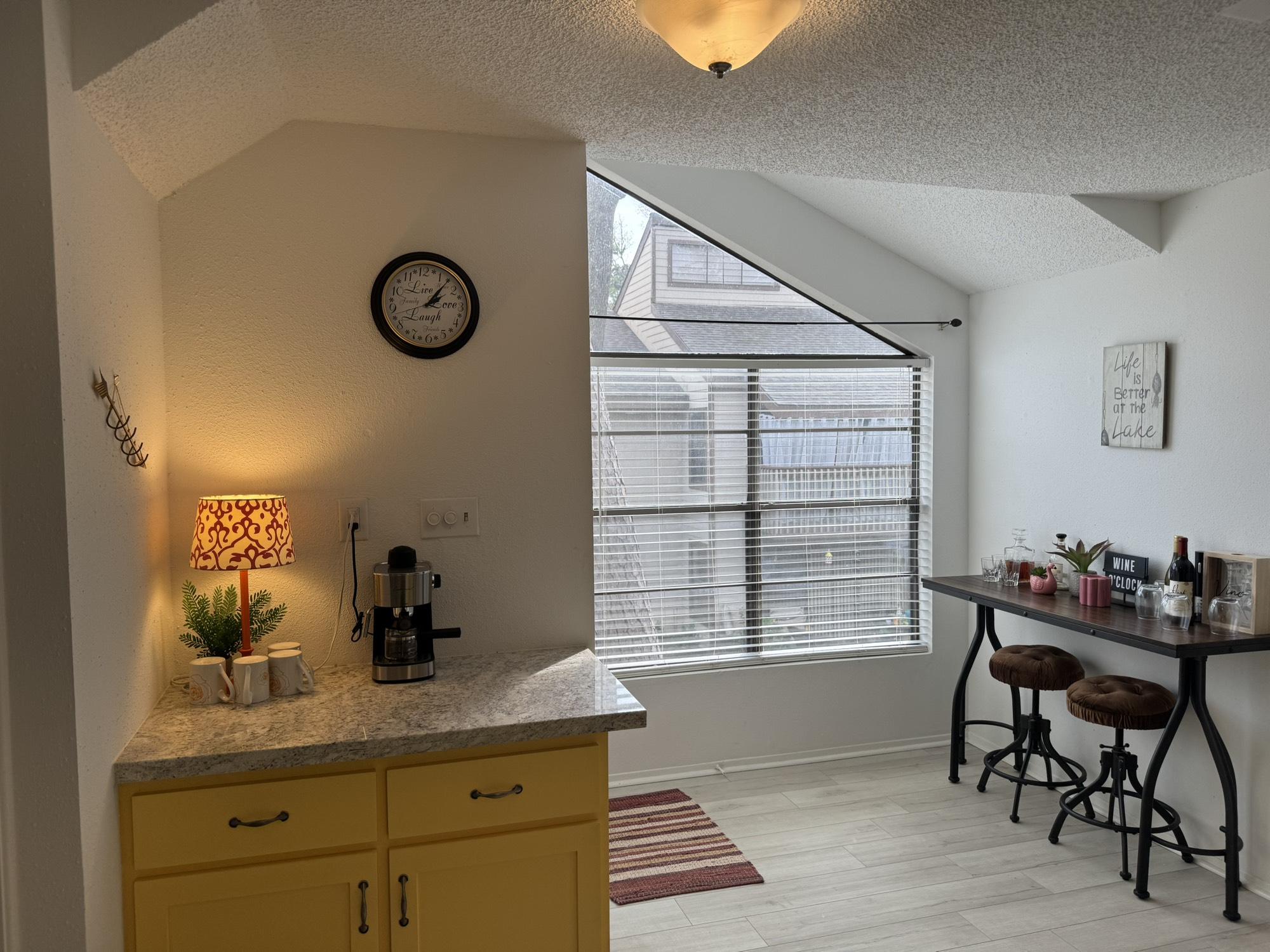 Image 3: Kitchen with Big Window