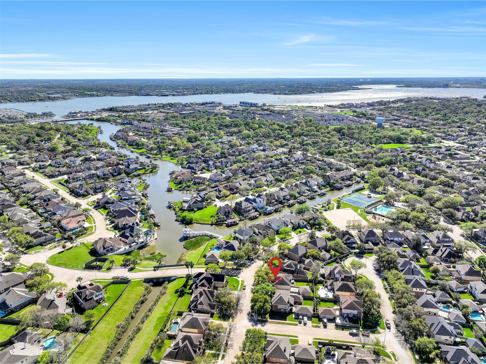 Image 2: This aerial view showcases quick access to the win