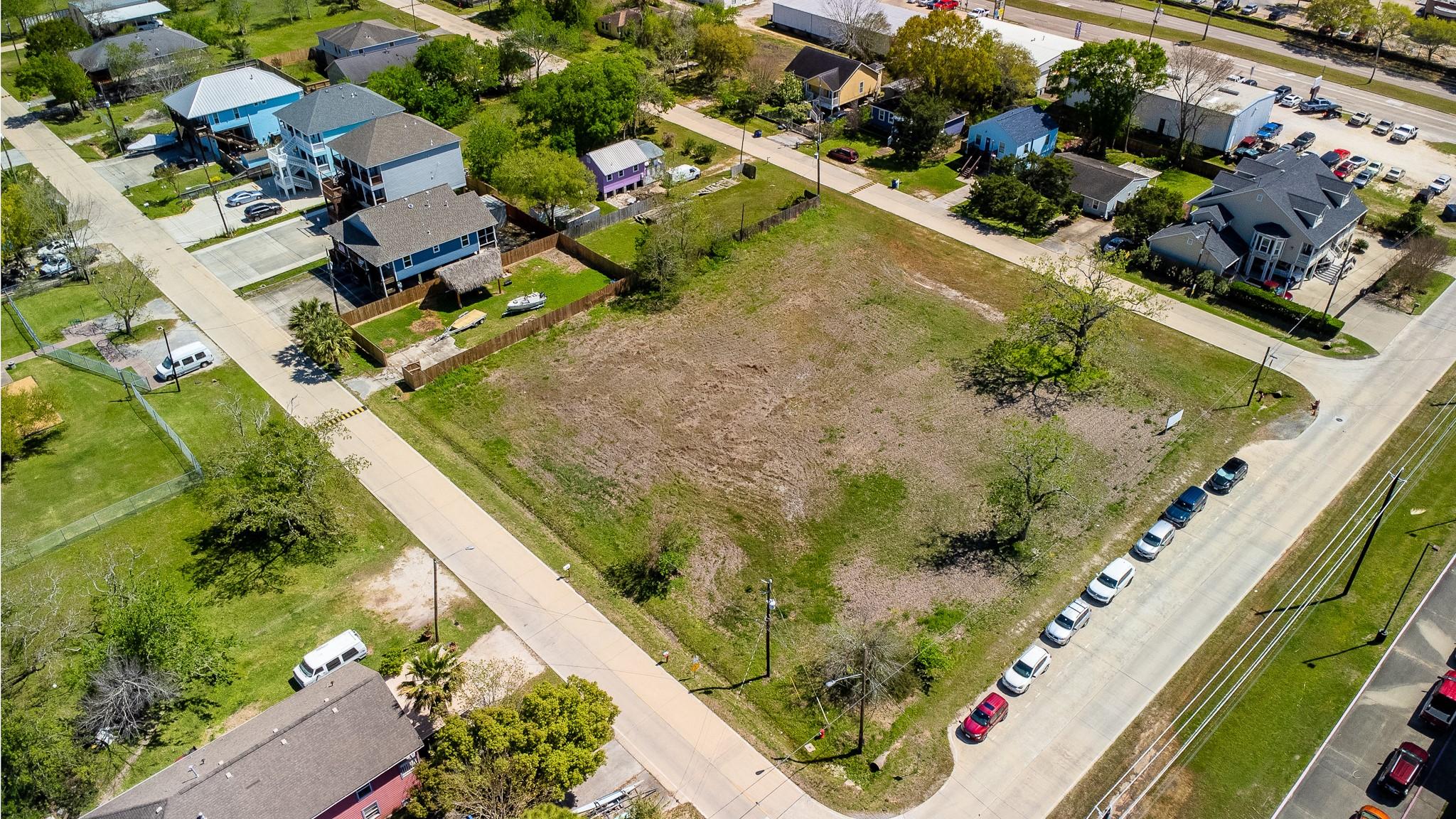 Image 3: Target and Home Depot are just steps away to the S