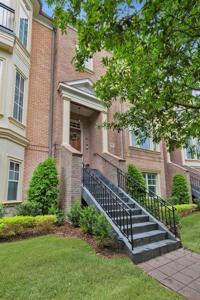 39 Colonial Row Drive