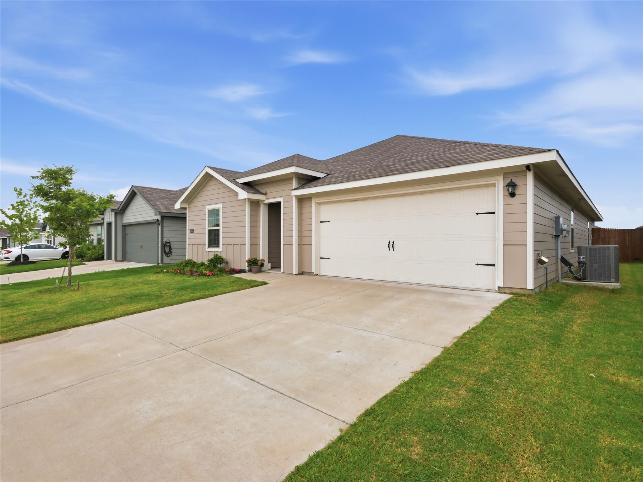 Image 1: Lovely home, well kept, landscaped front has 4 bed