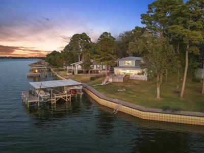 615 Inlet Drive