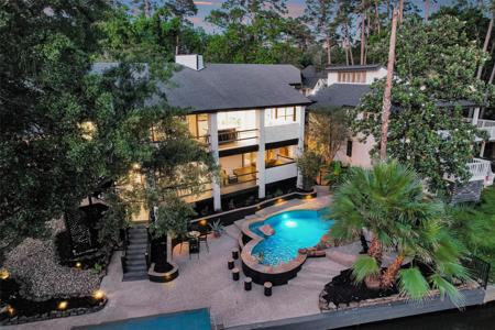 3111 Willowbend Road