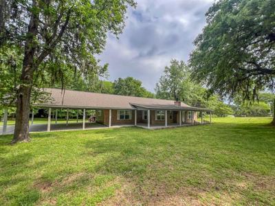 1117 LANDING WAY
