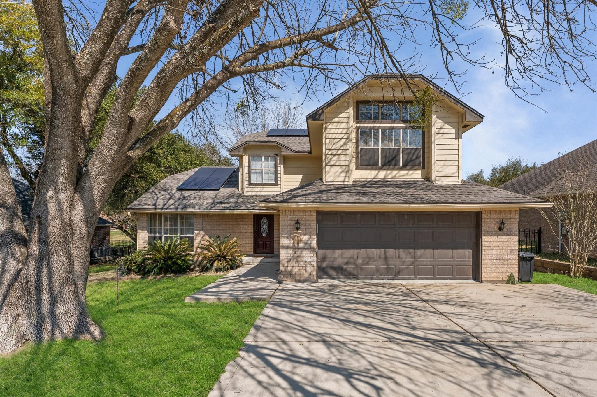 Image 3: Welcome to 228 April Waters Drive!