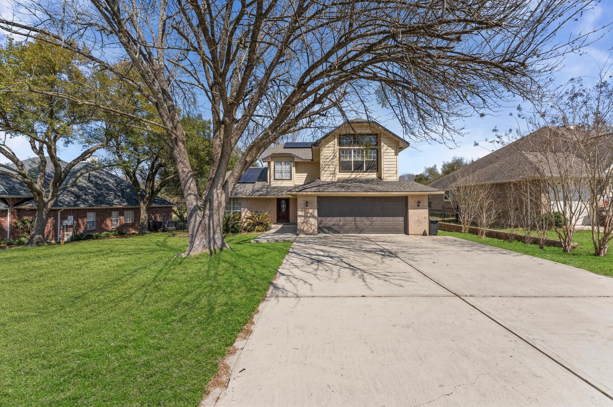 Image 4: Welcome to 228 April Waters Drive!