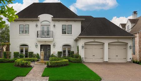 7 N Parkgate Circle