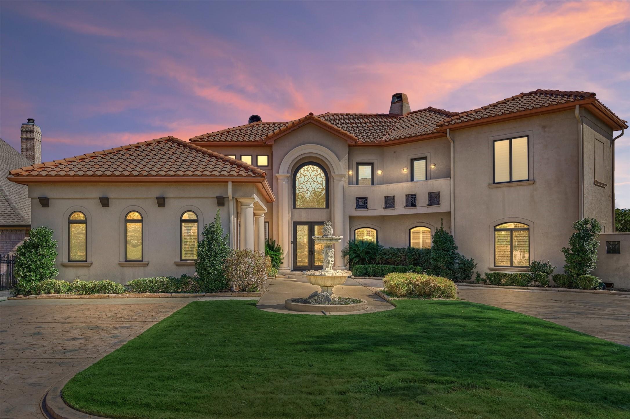 Image 2: Panoramic open-water views from every room in this