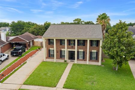 2802 Sandpebble Drive Drive
