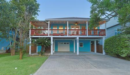 827 Cedar Road