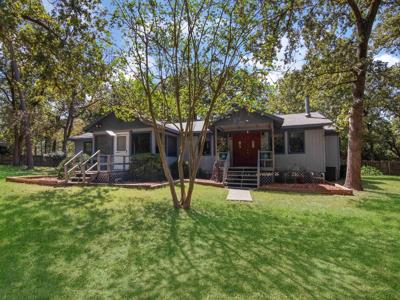 225 Oak Forest Drive N