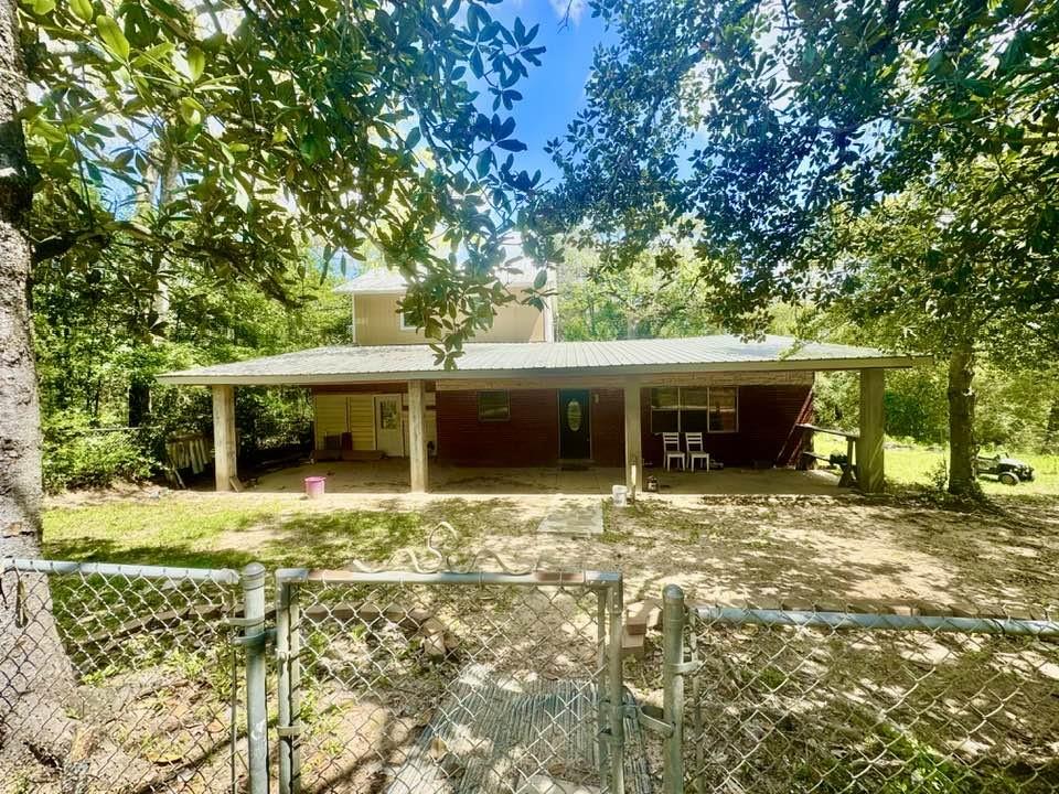 Image 1: Front of Home