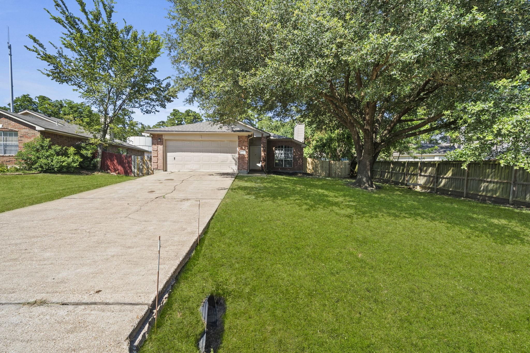 Image 4: Front of the house.