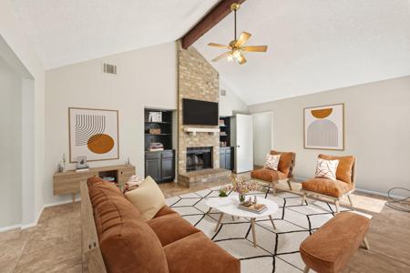 88 N Woodstock Drive