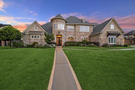 6203 Majestic Hill Drive