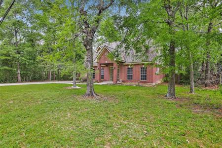 2206 Papoose Trail