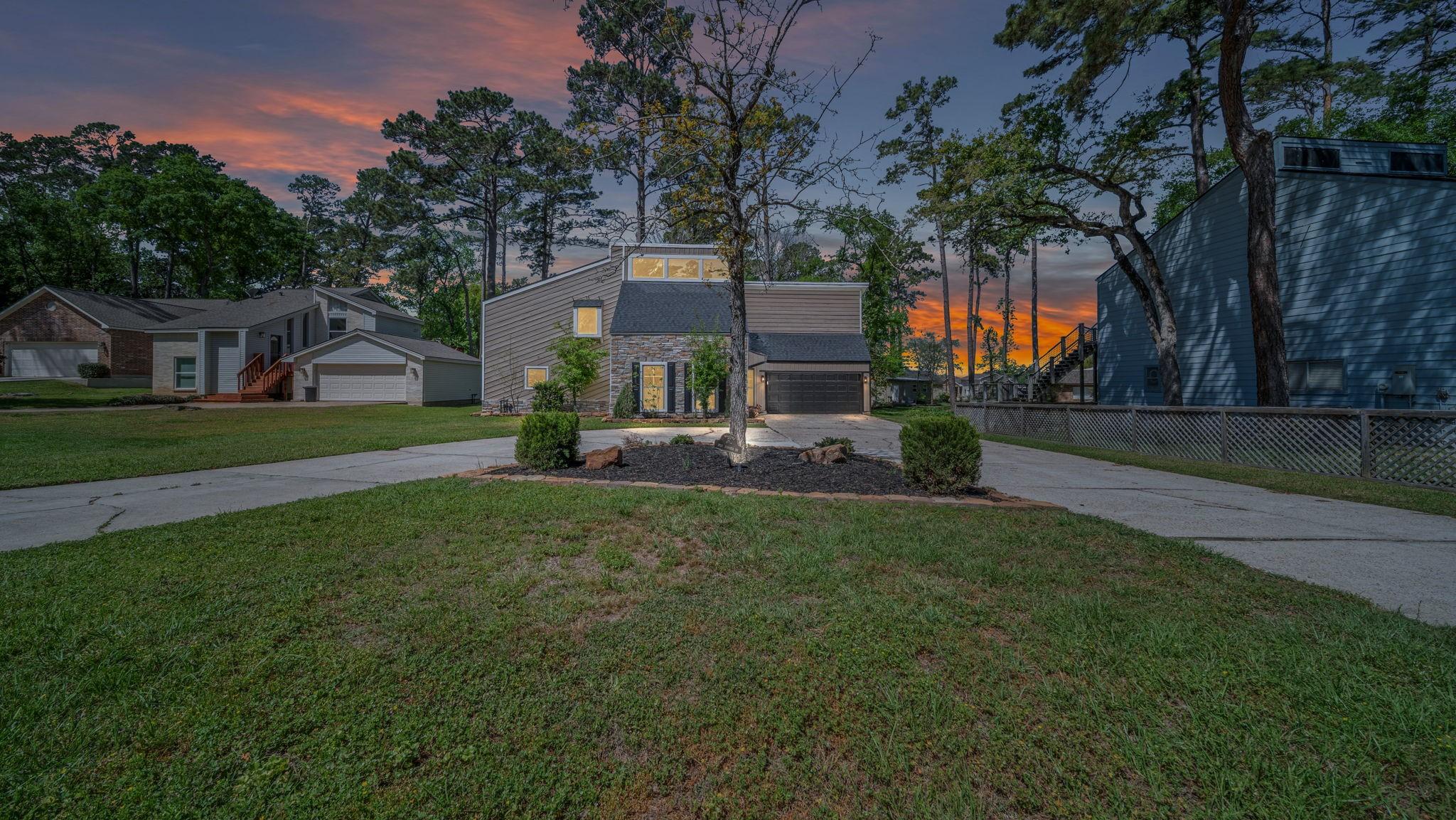 Image 4: Virtually staged.  Come experience beautiful sunse
