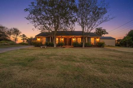 528 Indian Hill Boulevard