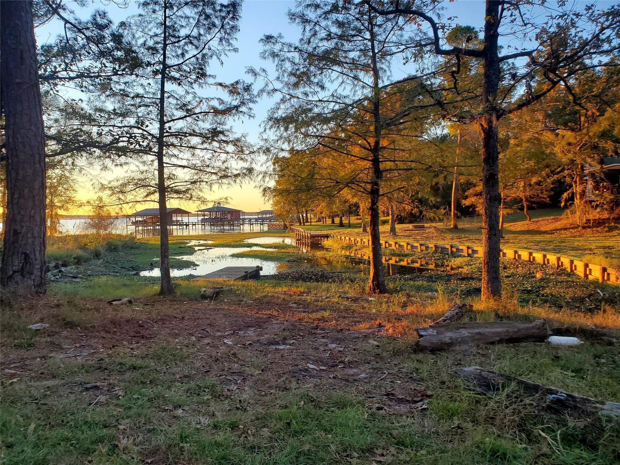 Image 3: Fishing Pier