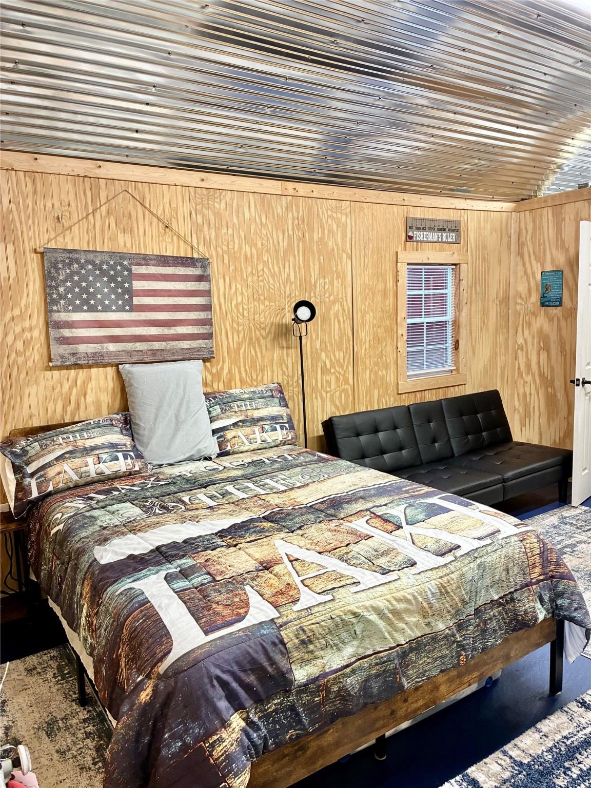 Image 3: Blue Cabin Bed
