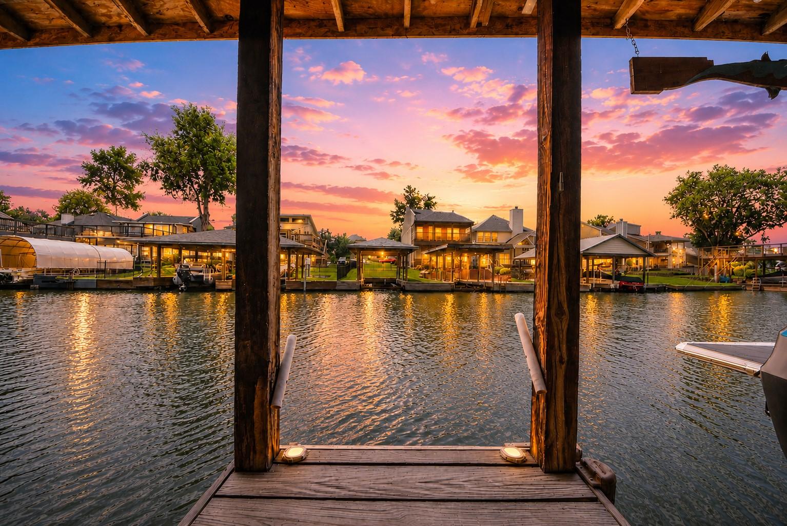 Image 3: Take in breathtaking sunset views from the private
