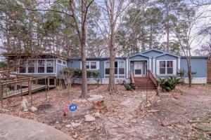 378 LakeShore Drive