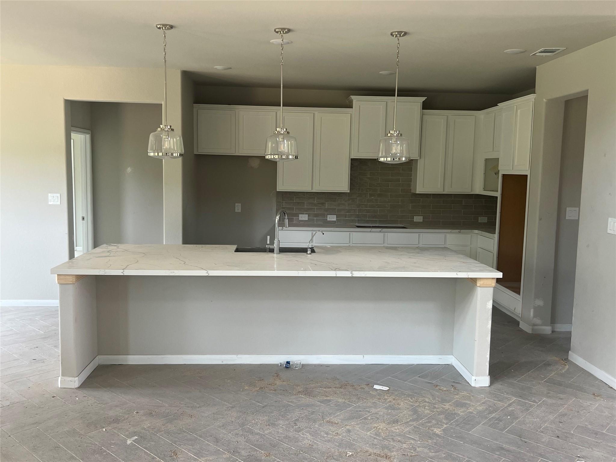 Image 3: Lovely island kitchen - still under construction!