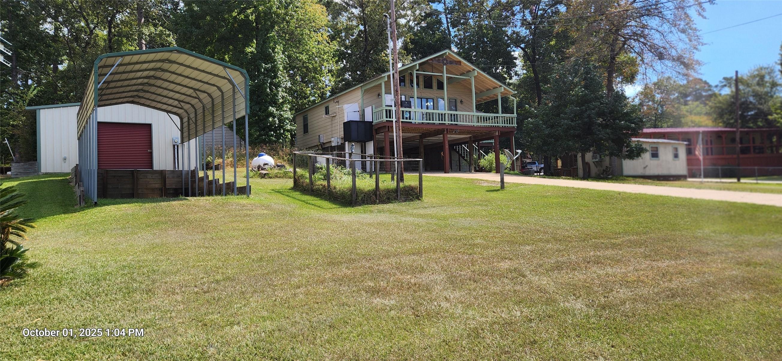 Image 3: Parking for all your toys!  RV / Boat parking with