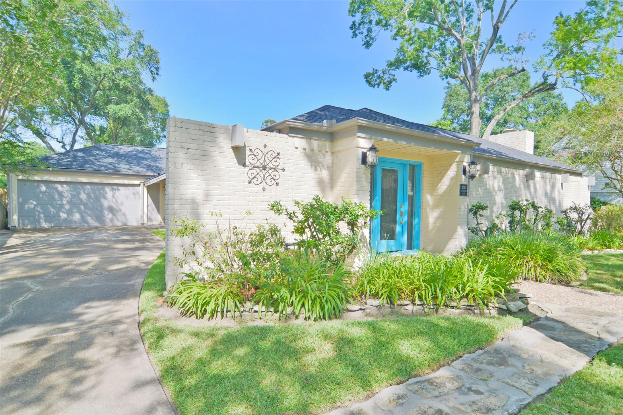 Image 2: Beautiful home ready for new owner!