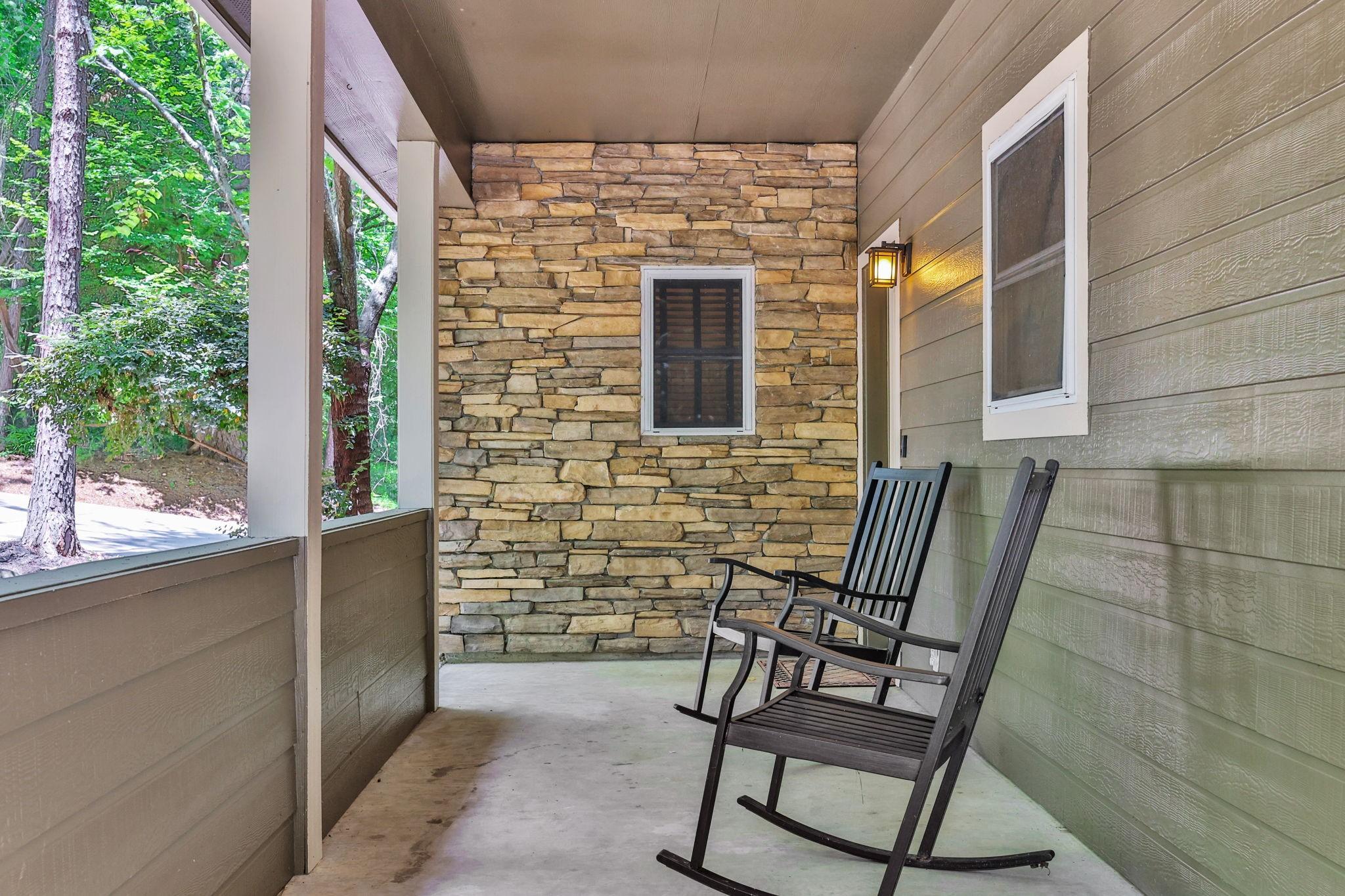 Image 3: Sit and relax on the front porch