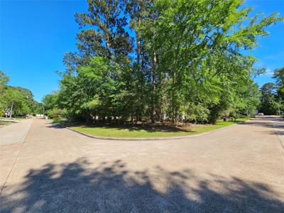2846 Whitman Drive