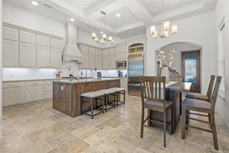 138 La Vie Drive